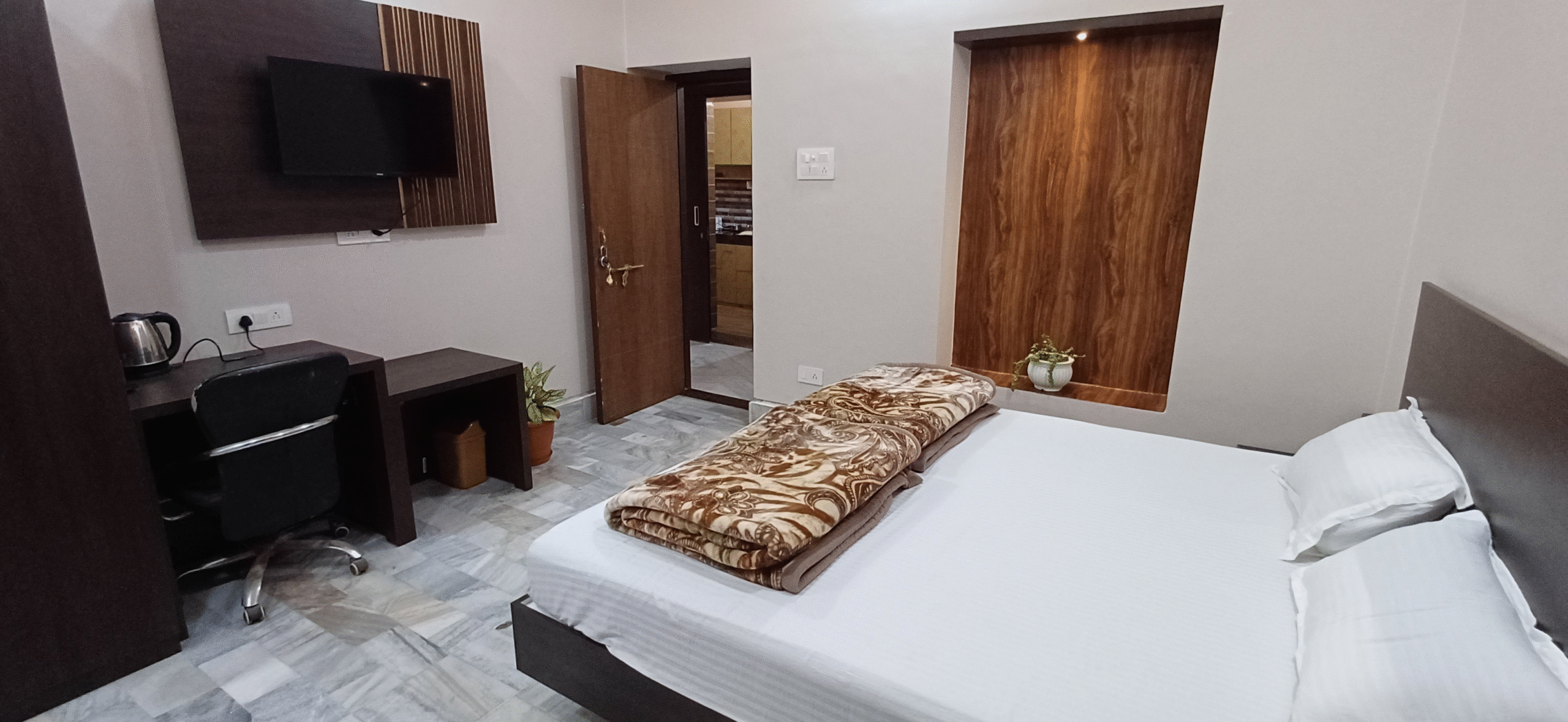 Deluxe Room with Attached Washroom 13